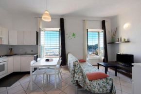 Trilocale in villa vista mare Apt 1